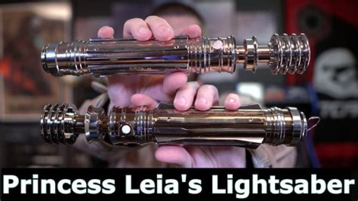 Does Princess Leia ever use a lightsaber?