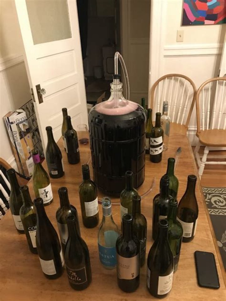 Is there methanol in homemade wine?